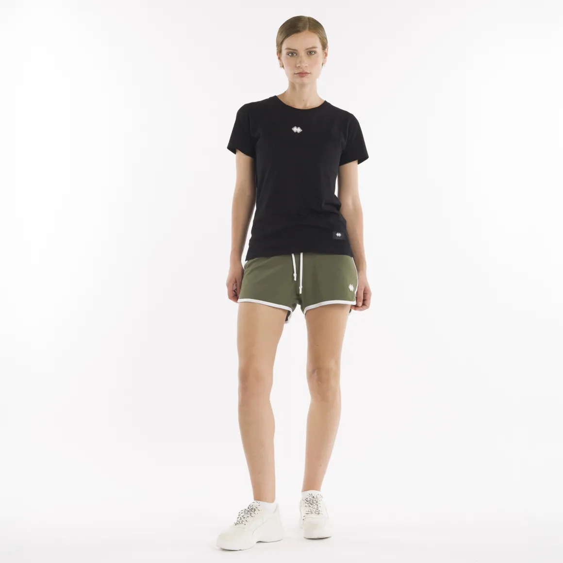 Short donna Essential SS25