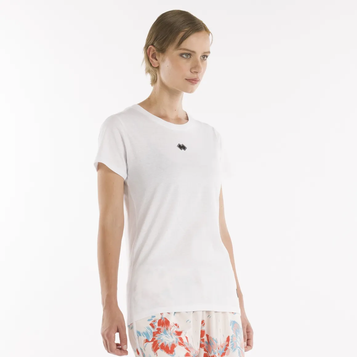 T-shirt donna Essential SS25
